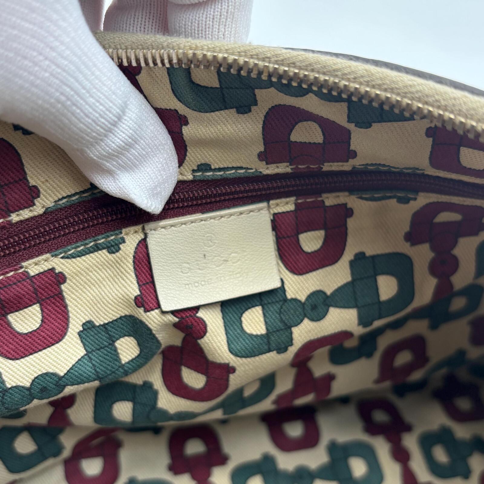 Gucci Guccissima D-Ring Hobo Bag – Ivory Leather With Detachable Strap