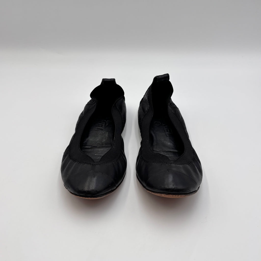 Chanel Black Lambskin Leather Ballet Flats 00s, 35.5