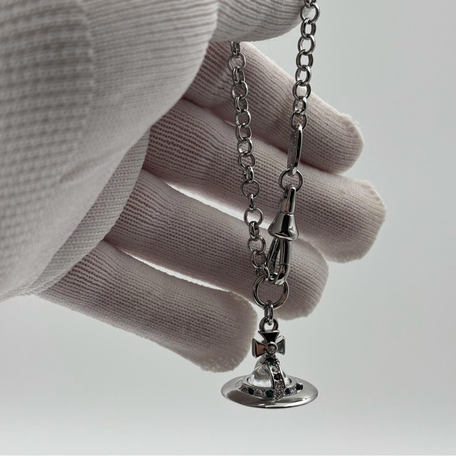 Vivienne Westwood Petite Orb Bracelet – Silver Tone