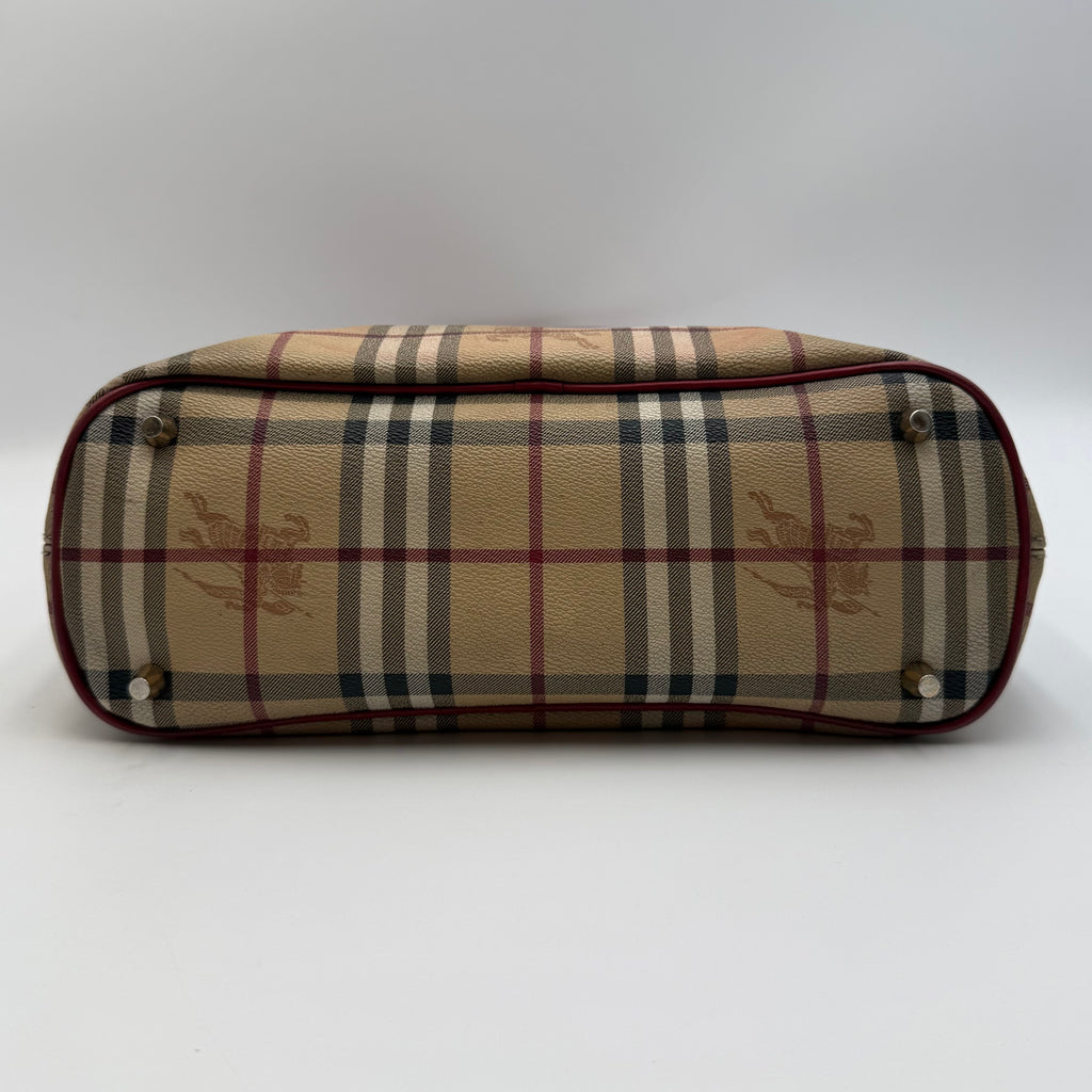 Burberry Haymarket Check Tote Bag in Beige & Red