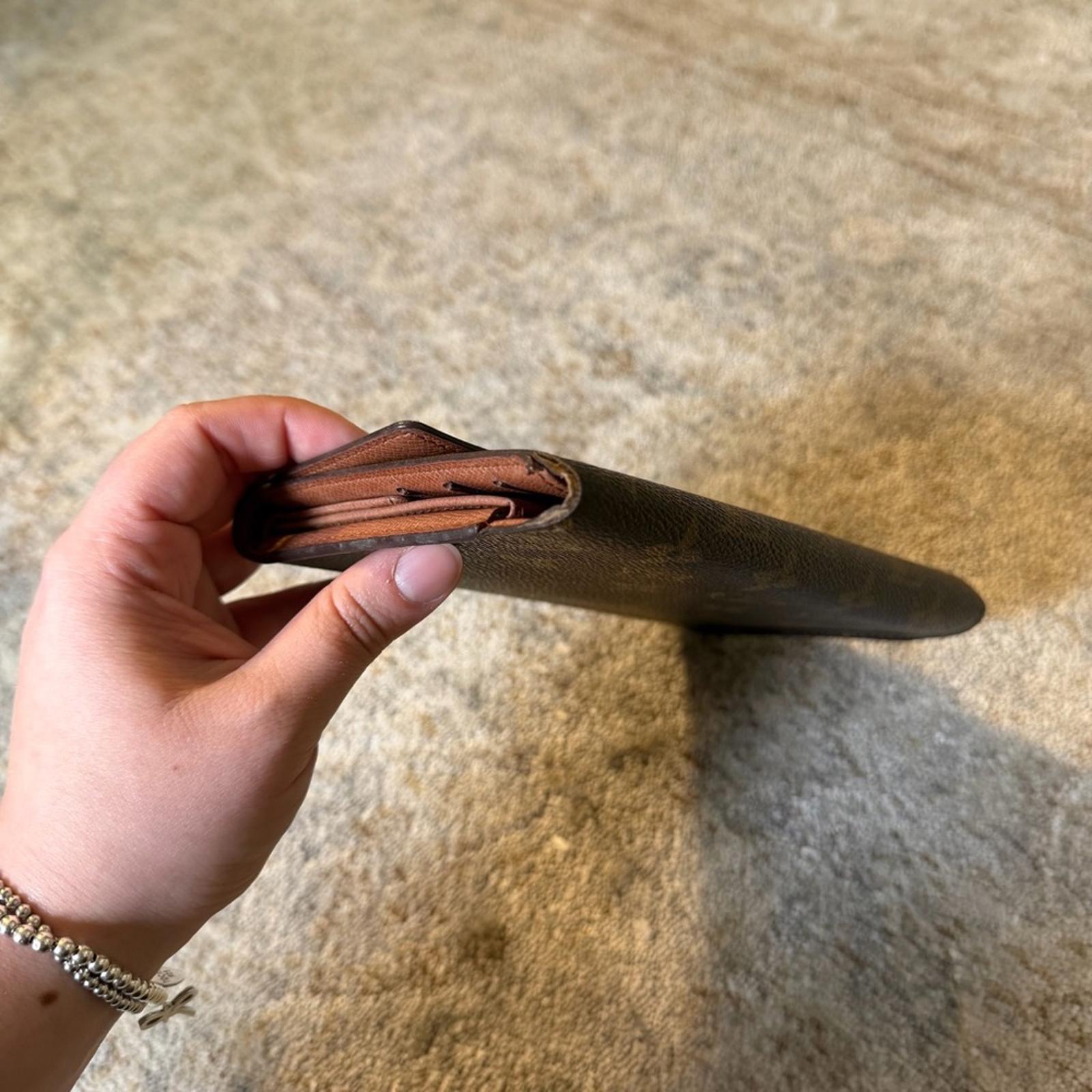 LOUIS VUITTON MONOGRAM PORTE TRÉSOR INTERNATIONAL TRIFOLD LONG WALLET