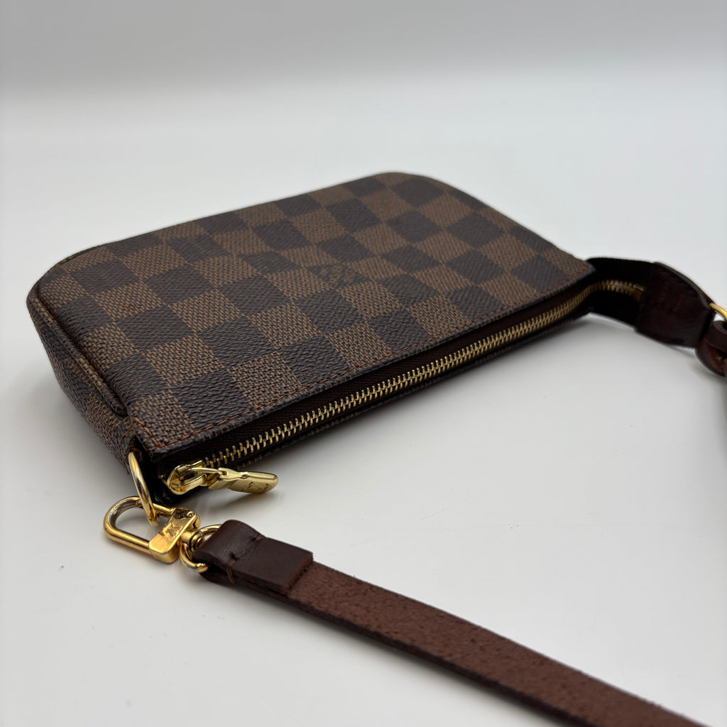 Louis Vuitton Damier Ebene Pochette Accessoires