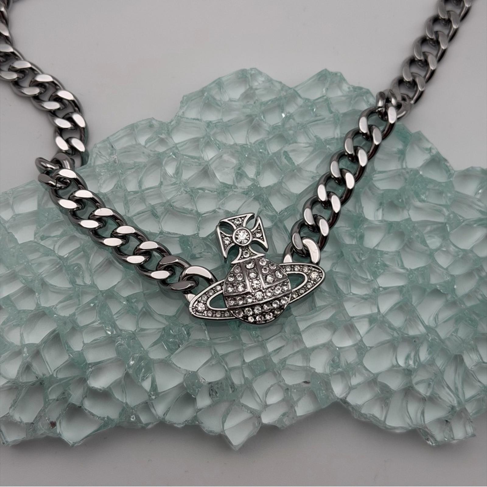 VIVIENNE WESTWOOD GRAZIELLA SMALL CHOKER — PLATINUM / WHITE