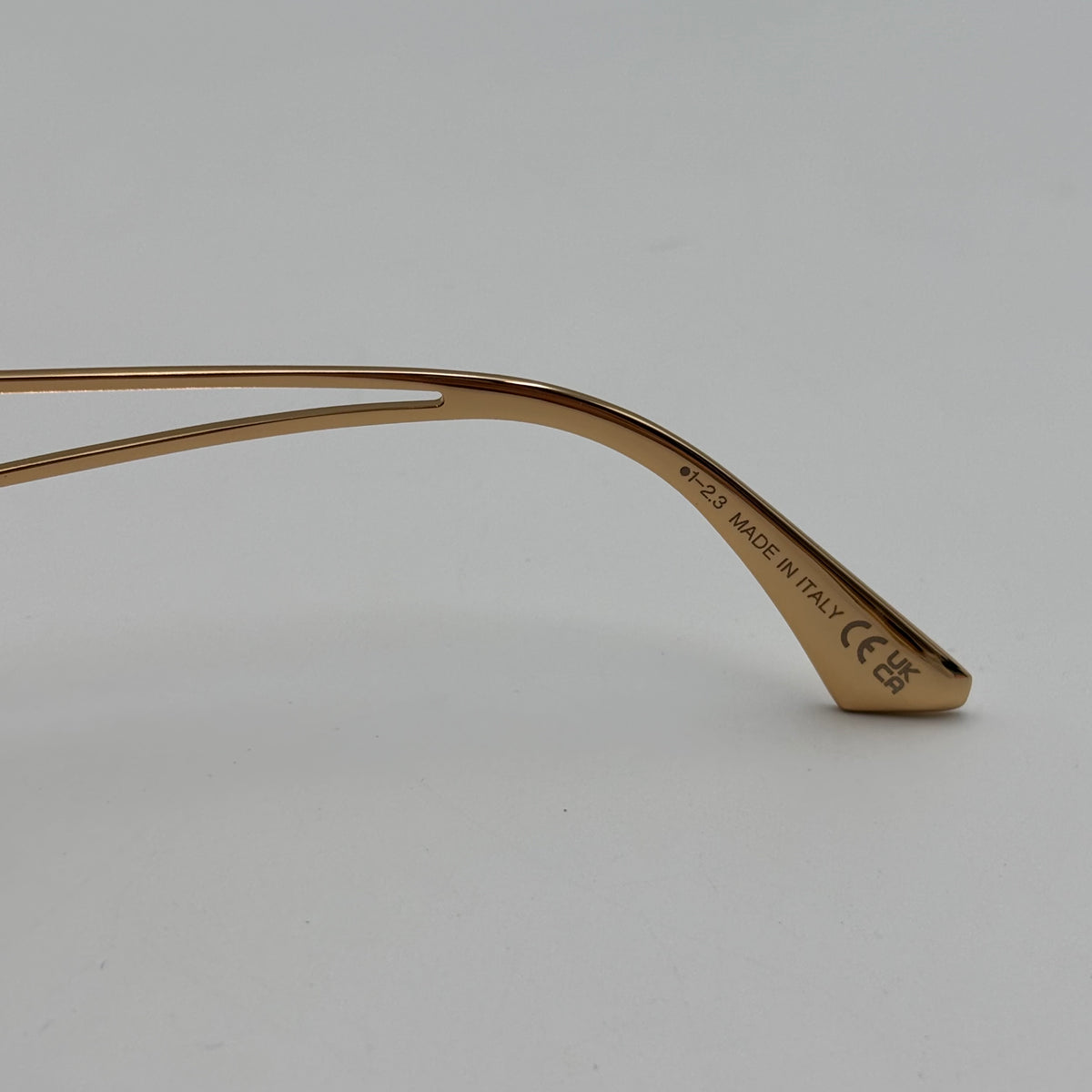 Dior 30Montaigne B6I Black Cat-Eye Sunglasses