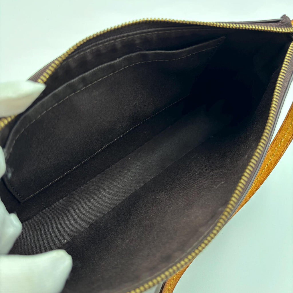 Louis Vuitton Vernis Pochette Accessoires Amarante