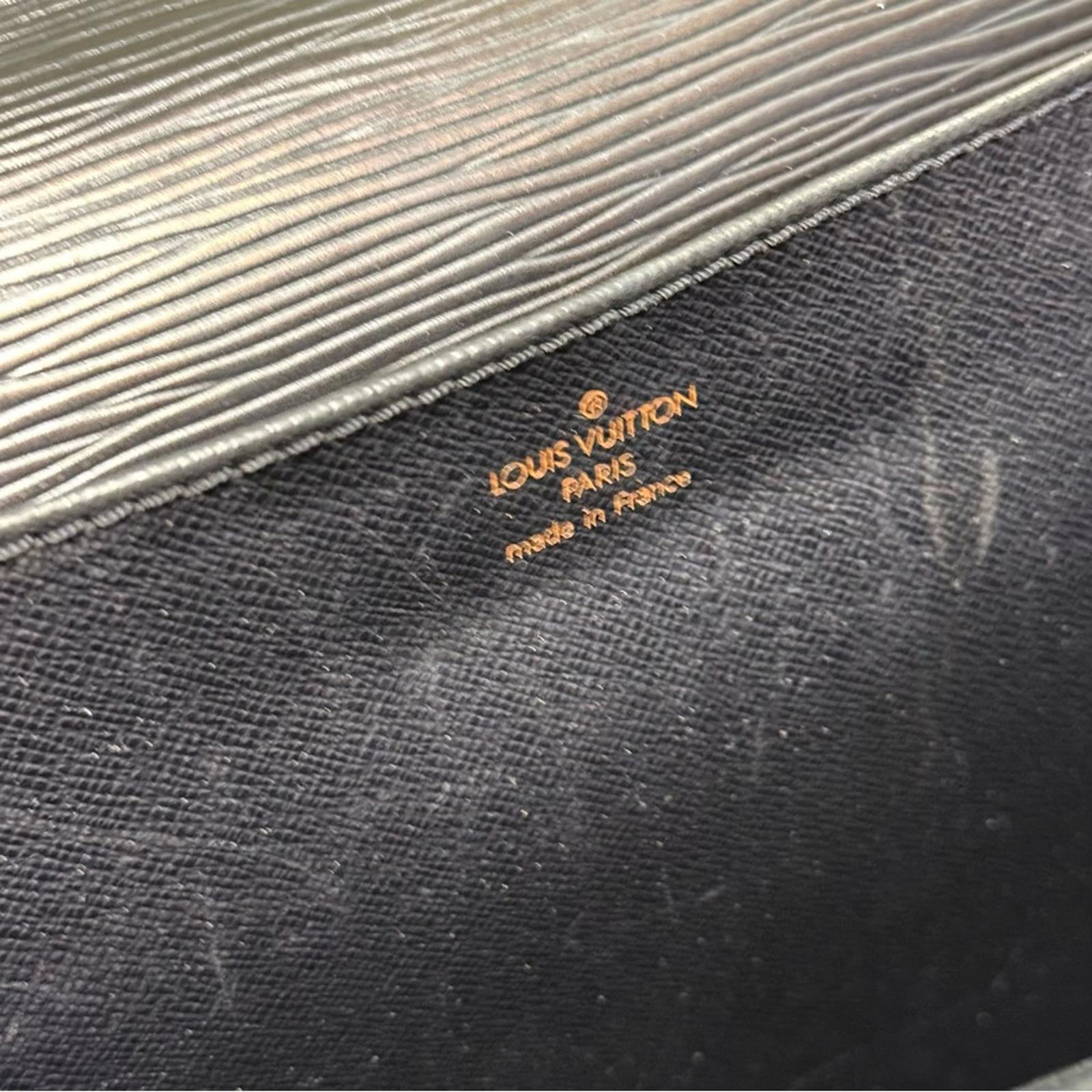 Louis Vuitton Ebony Leather Briefcase with Gold Accent