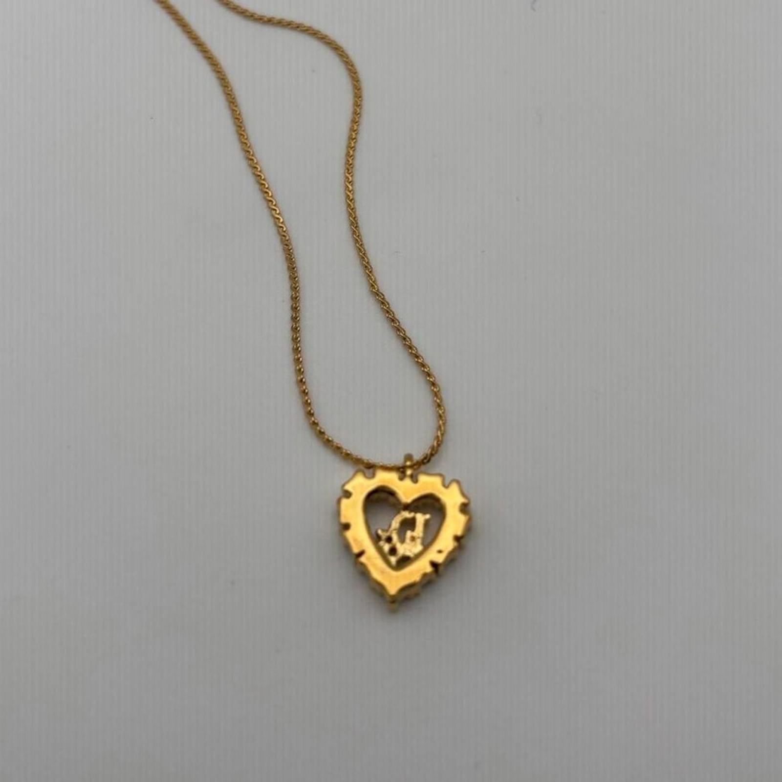 Gold Heart Pendant Necklace