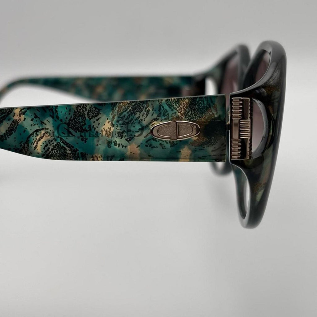 Christian Dior 
Vintage Sunglasses – 90s