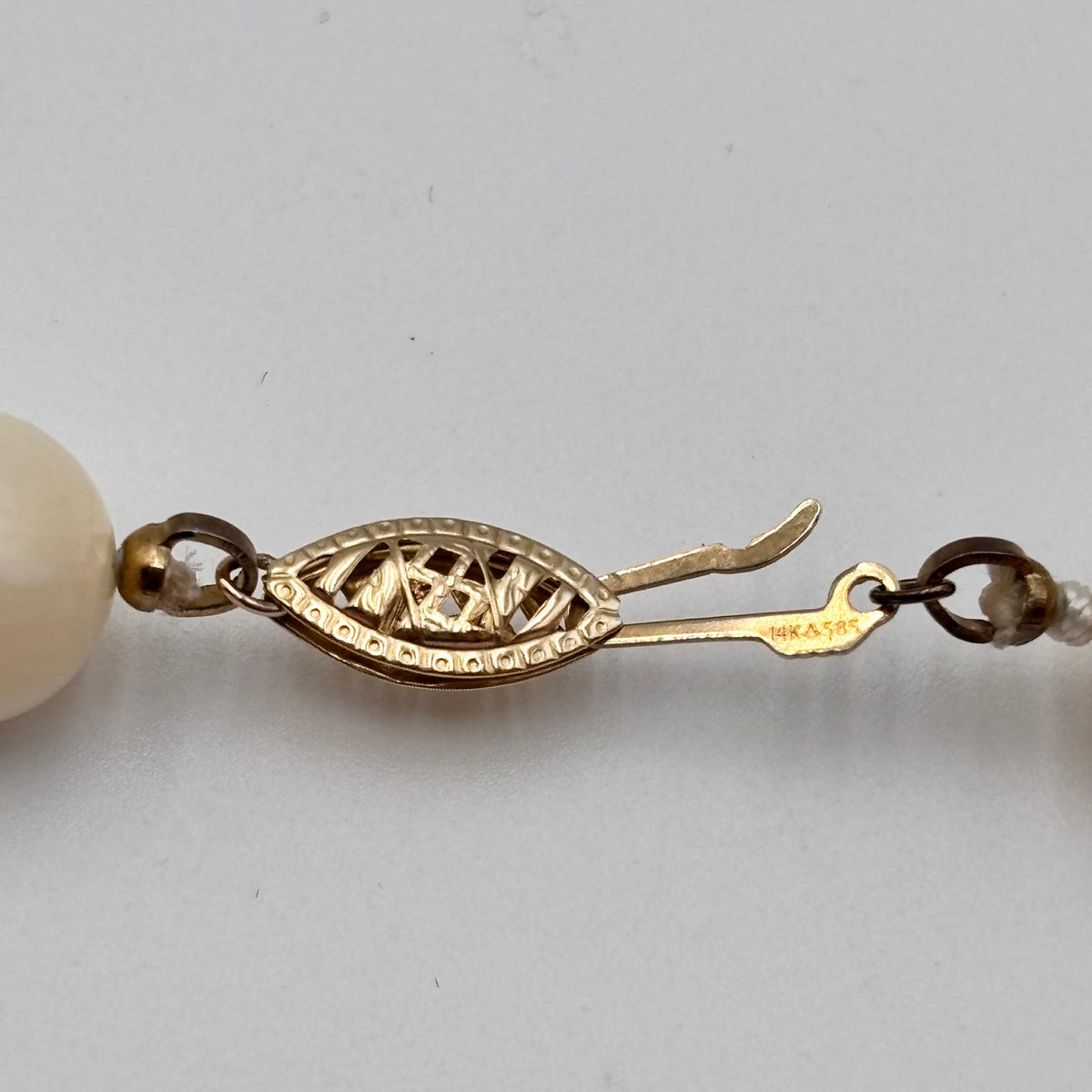 Cream Mother-of-Pearl Beaded Necklace with 14K Gold Clasp