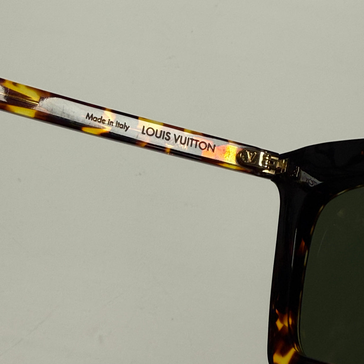 La Grande Bellezza Square Sunglasses by Louis Vuitton – Dark Tortoise