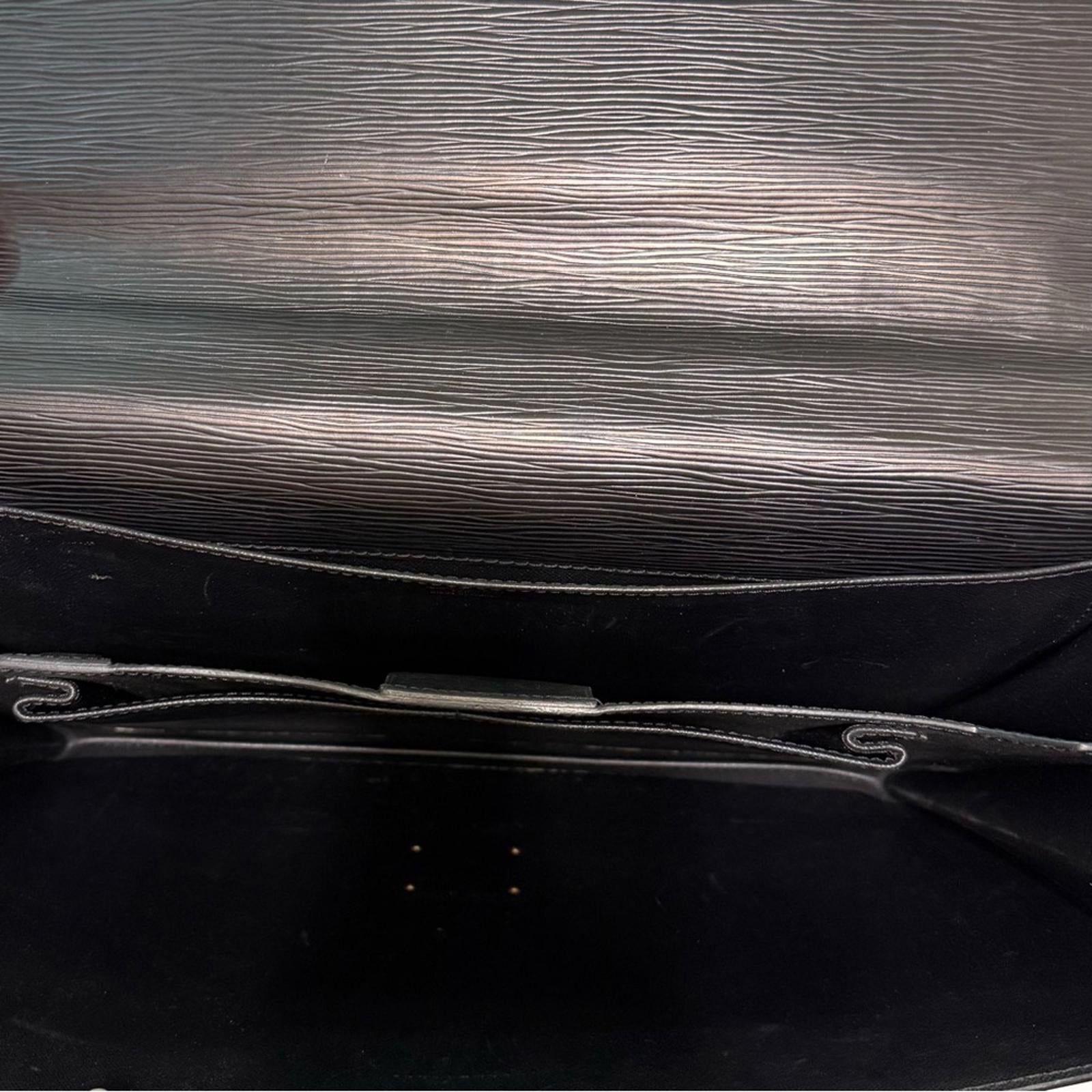 Louis Vuitton Ebony Leather Briefcase with Gold Accent