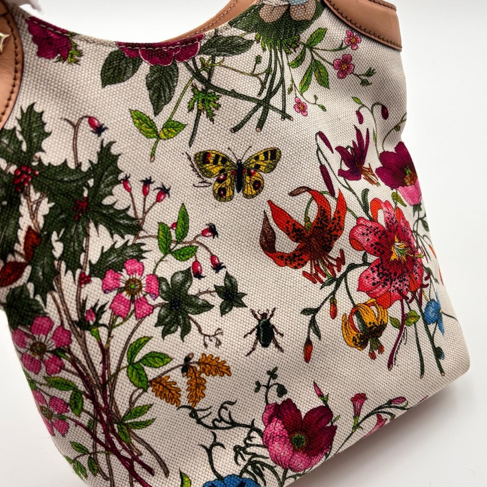 Gucci White Flora Floral Canvas Bamboo
Top Handle Mini Tote Bag