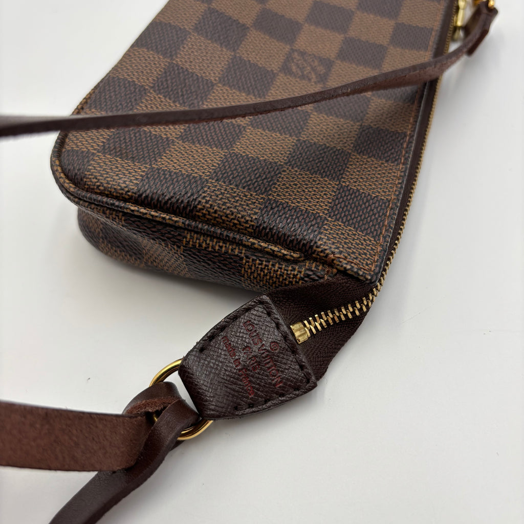Louis Vuitton Damier Ebene Pochette Accessoires