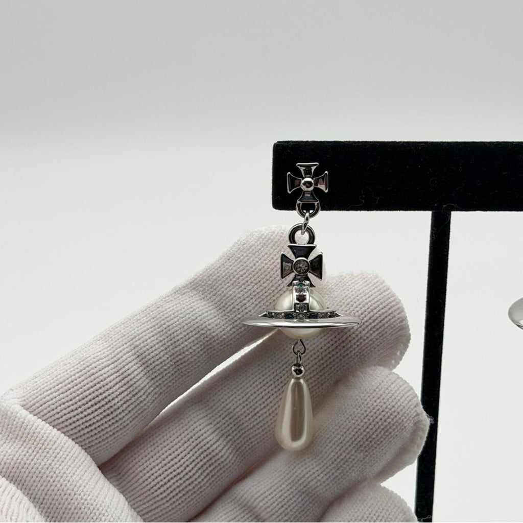 Vivienne Westwood Pearl Drop Earrings – Saturn Orb – Silver Tone