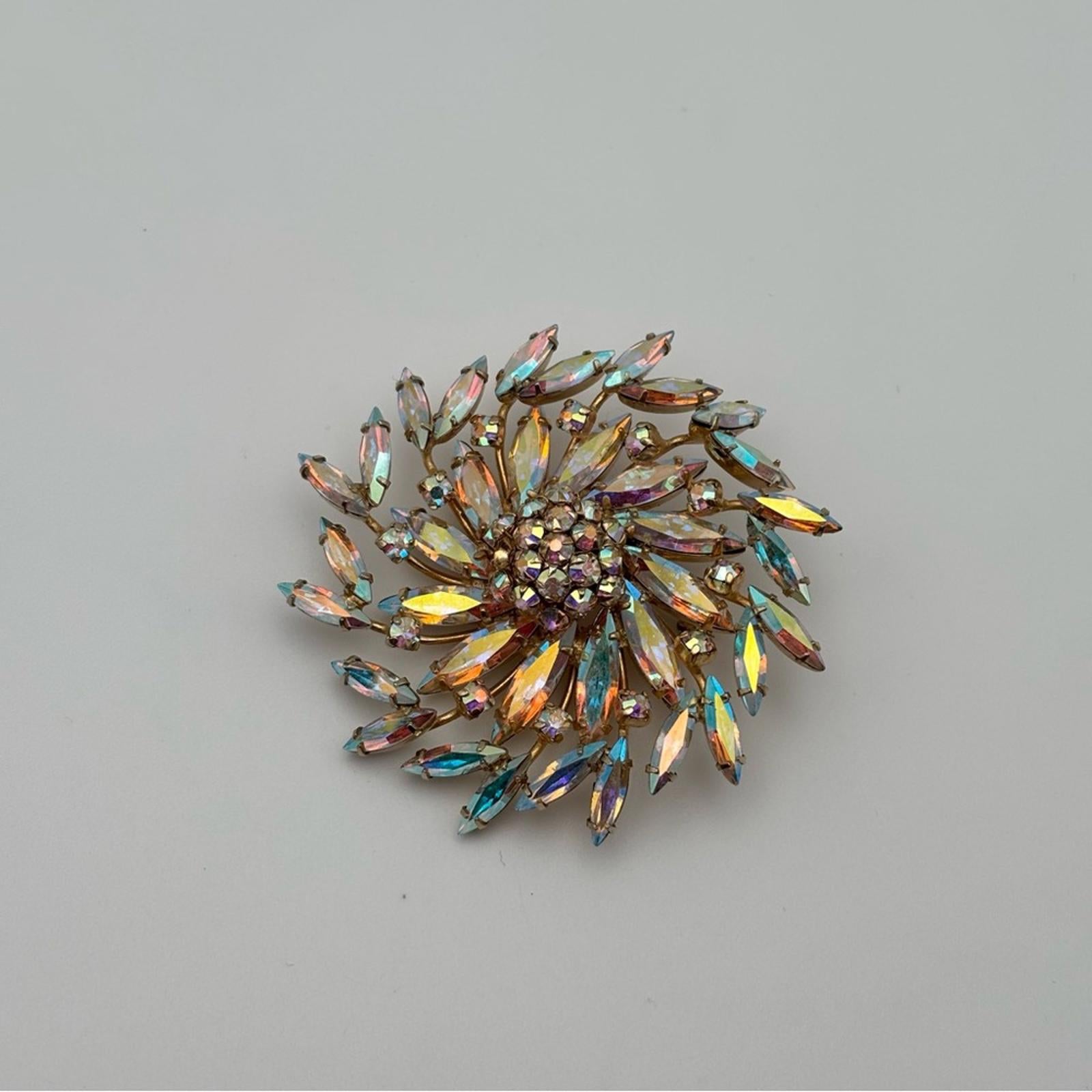 Sherman Aurora Borealis Rhinestone Floral Brooch – Gold Tone