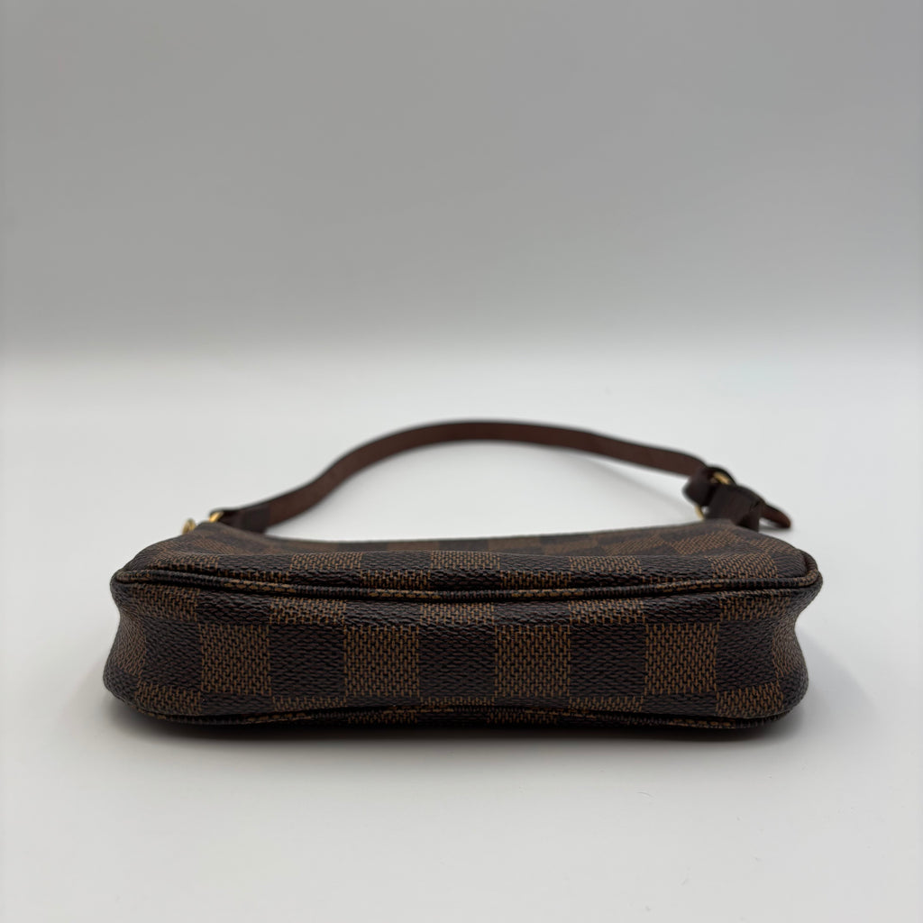 Louis Vuitton Damier Ebene Pochette Accessoires