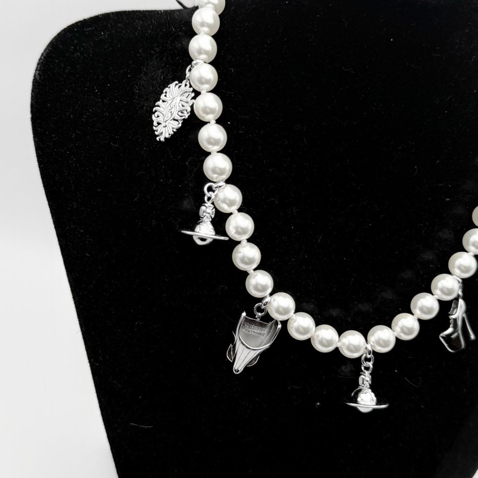 VIVIENNE WESTWOOD ANGLO PEARL CHARM NECKLACE