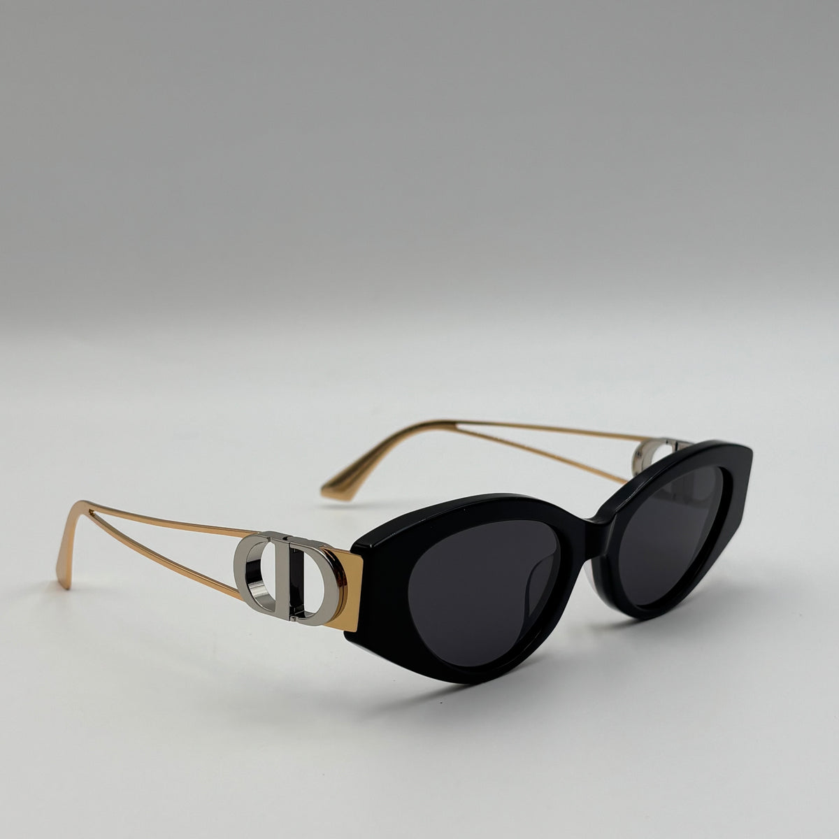 Dior 30Montaigne B6I Black Cat-Eye Sunglasses