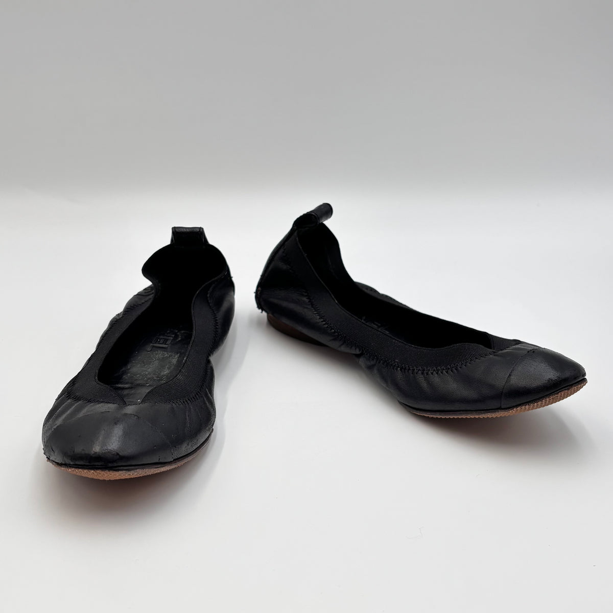 Chanel Black Lambskin Leather Ballet Flats 00s, 35.5
