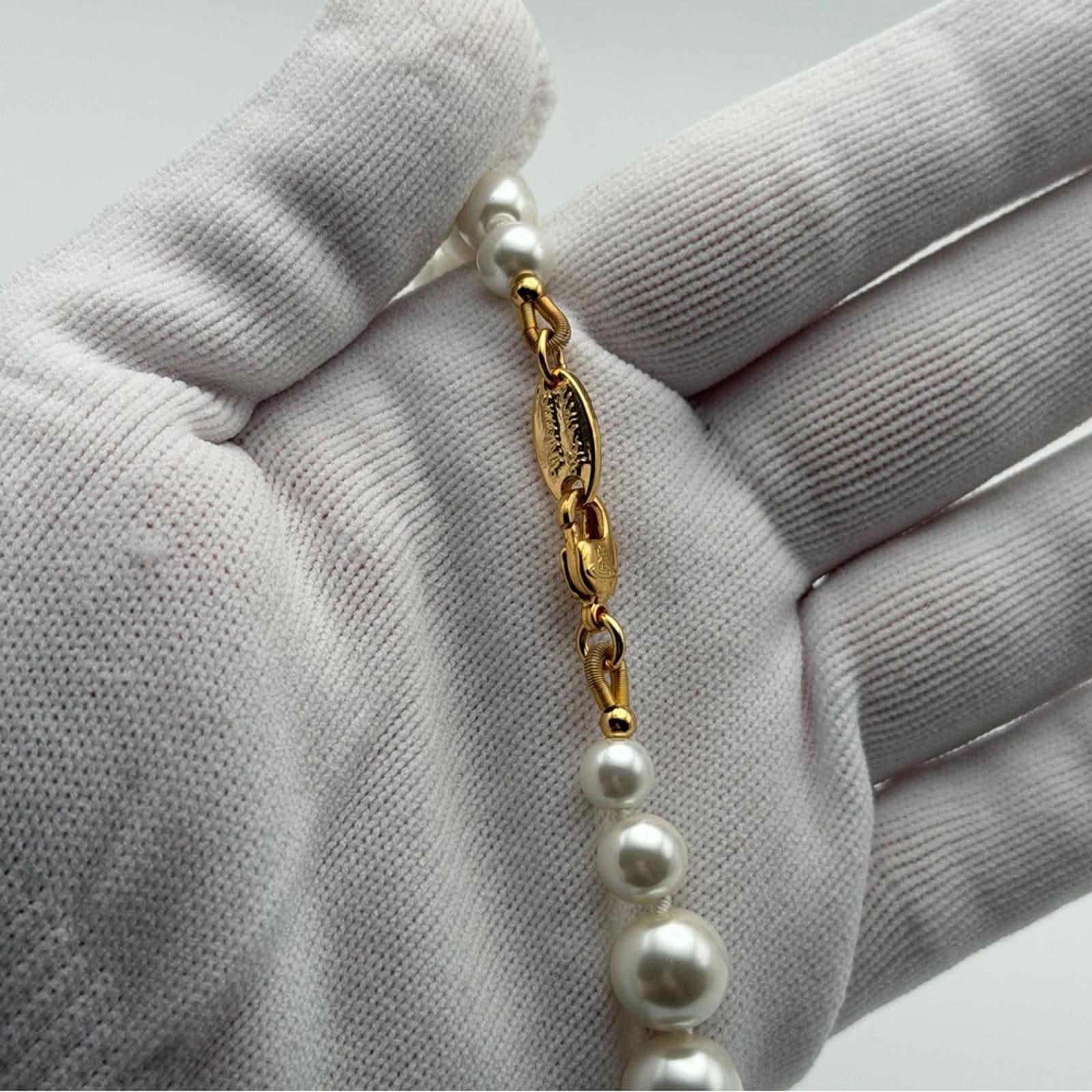 Vivienne Westwood Pearl Saturn Orb Necklace – Gold Tone & Crystal