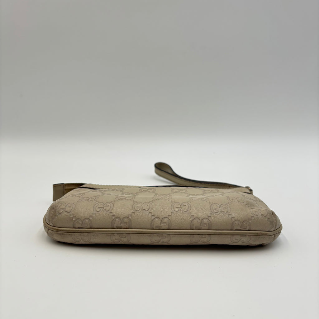 Gucci Guccissima Leather Wristlet Pochette – Beige