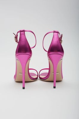 GUCCI SATIN METALLIC LEATHER SANDAL HEELS FUCHSIA 4