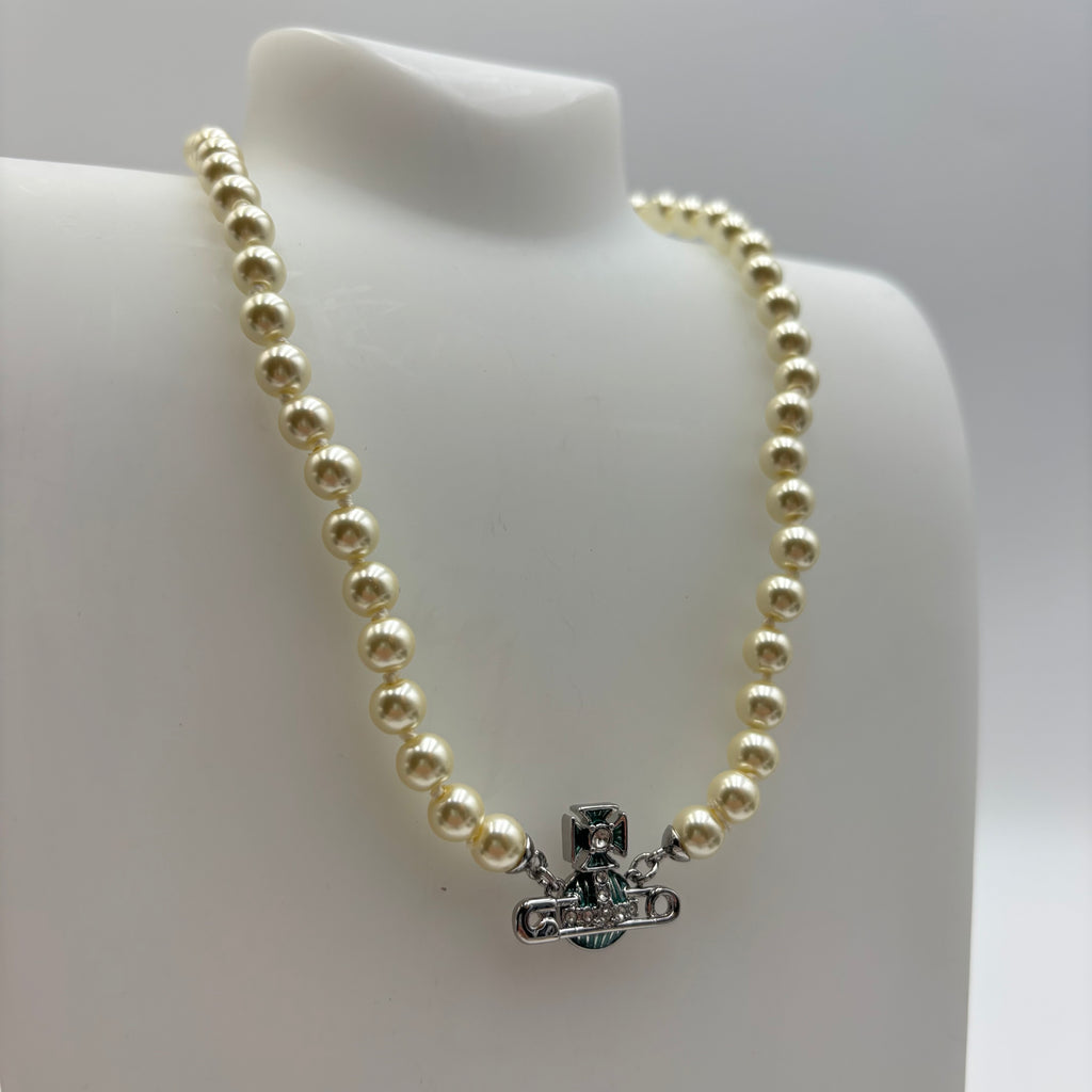 Vivienne Westwood Kitty Pearl Orb Necklace in Silver Tone with Green Enamel