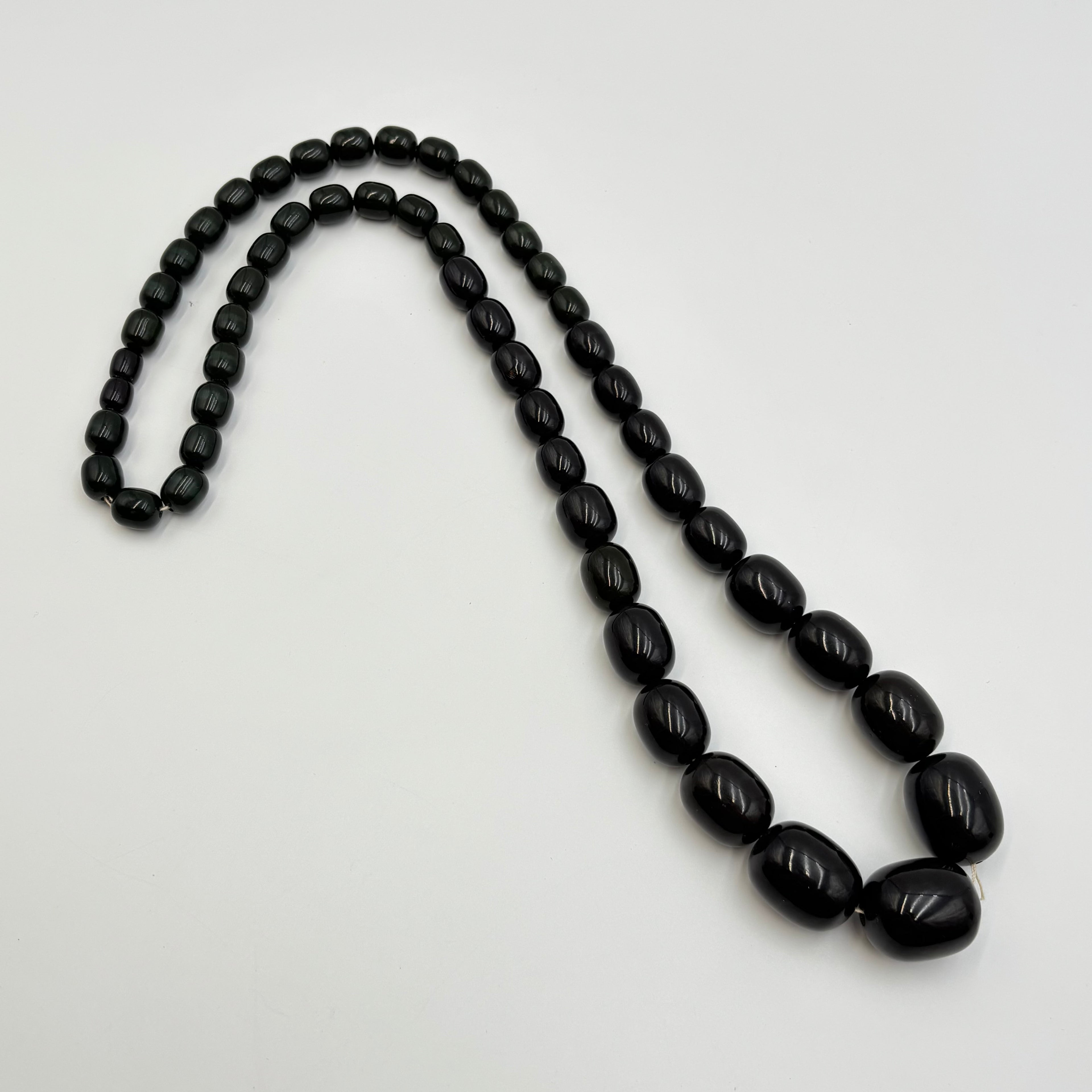 Rare Vintage Black Bakelite Graduated Bead Collector’s Necklace