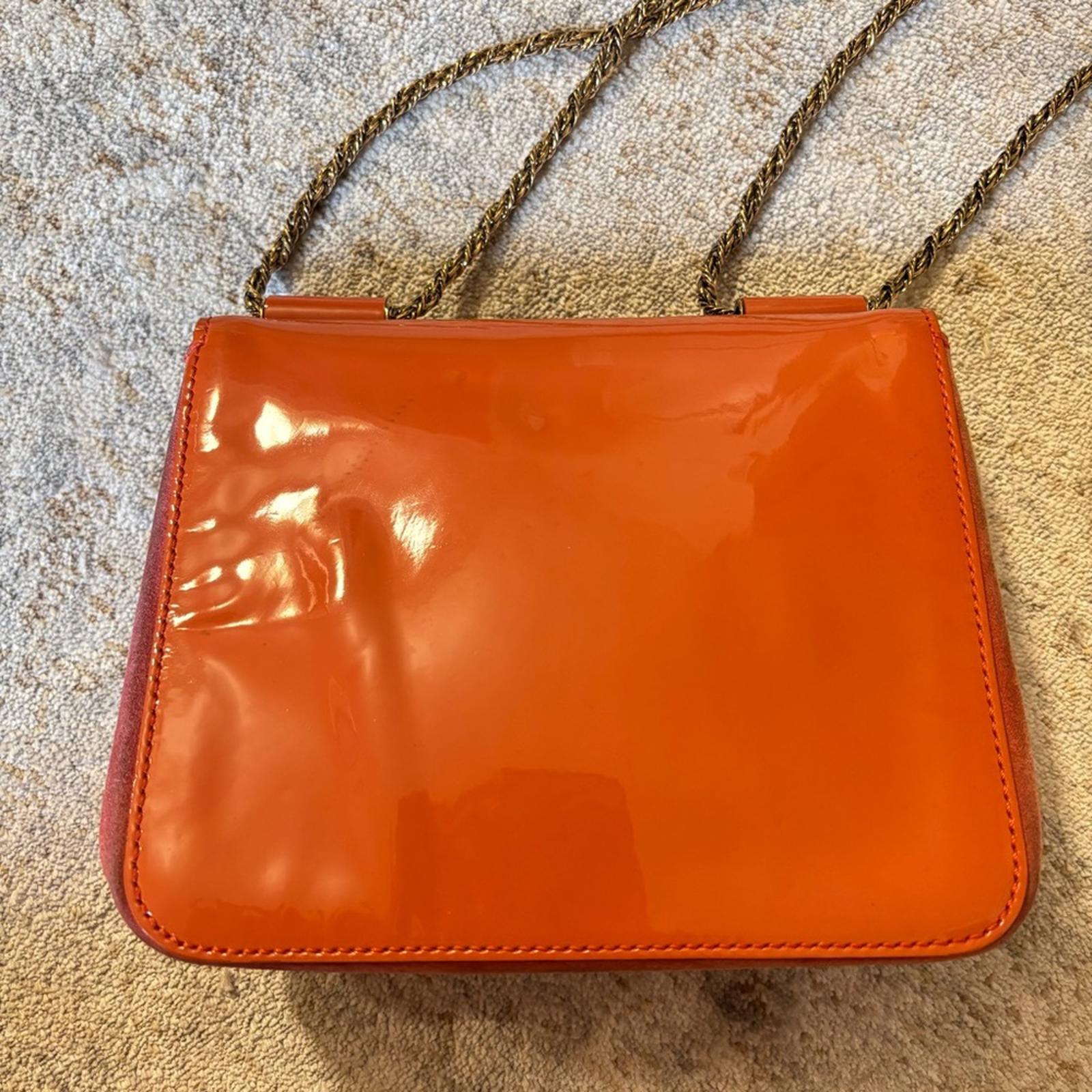 Chloé Vintage Patent Leather Chain Shoulder Bag – Orange