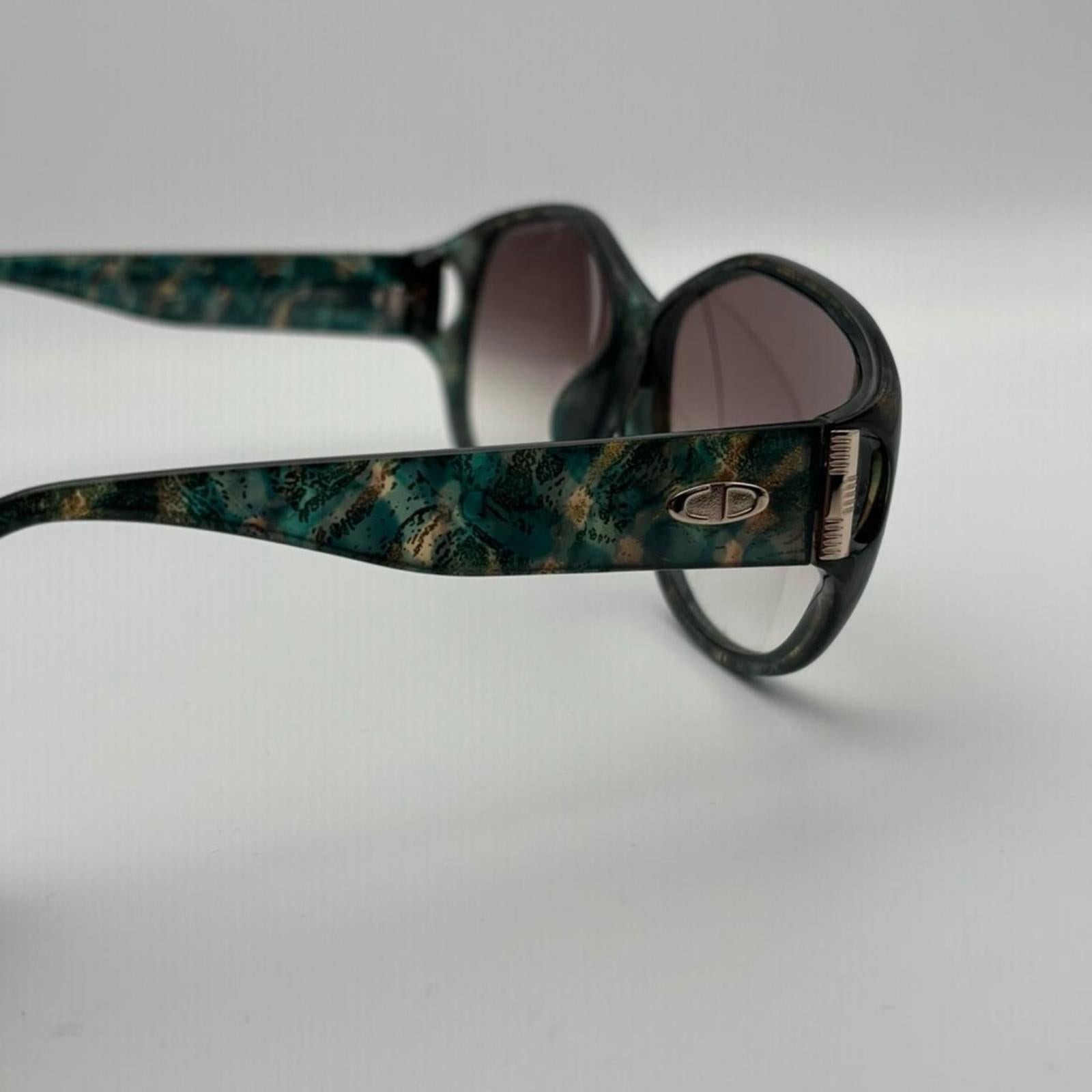 Christian Dior 
Vintage Sunglasses – 90s