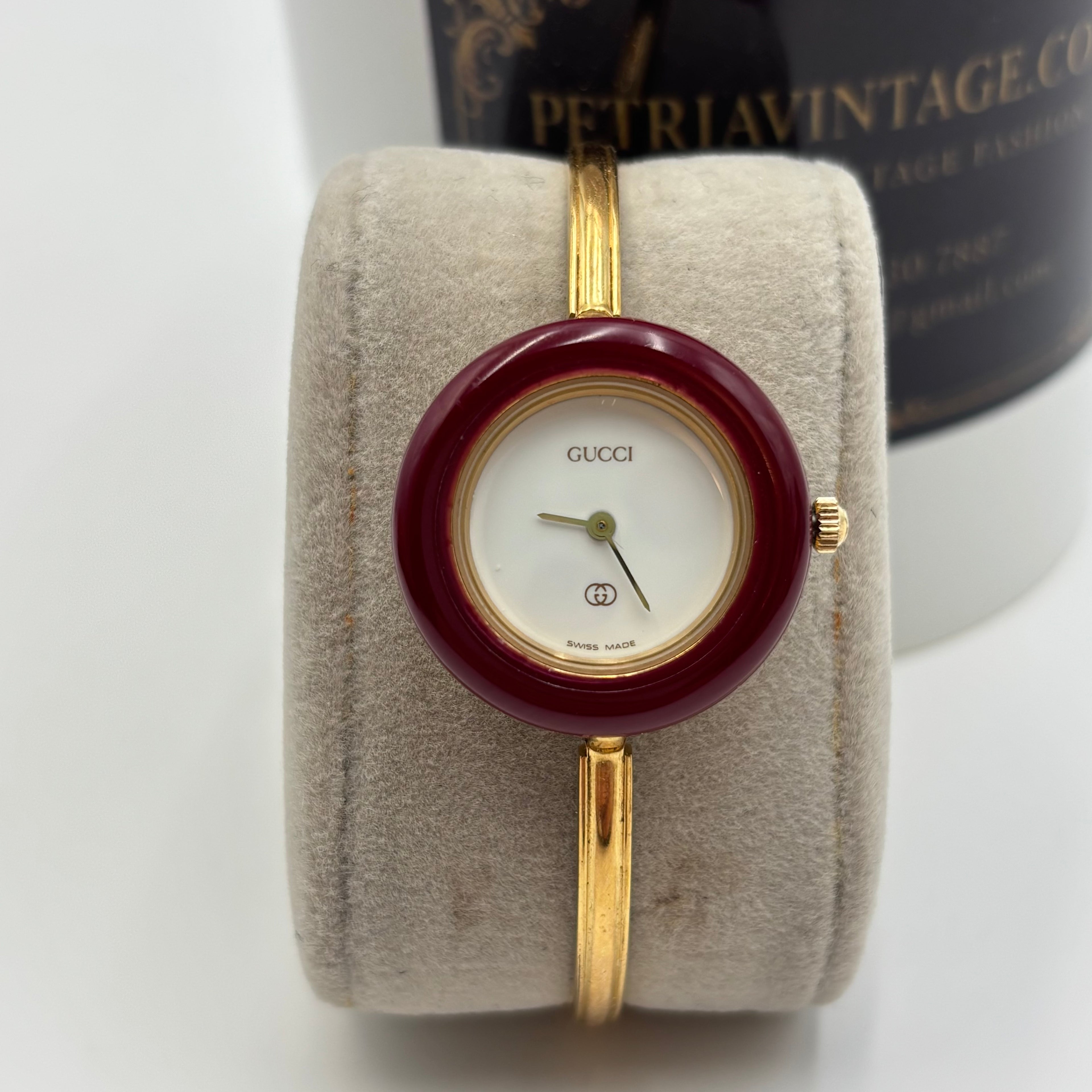 Gucci 1100-L Interchangeable Bezel Watch Set