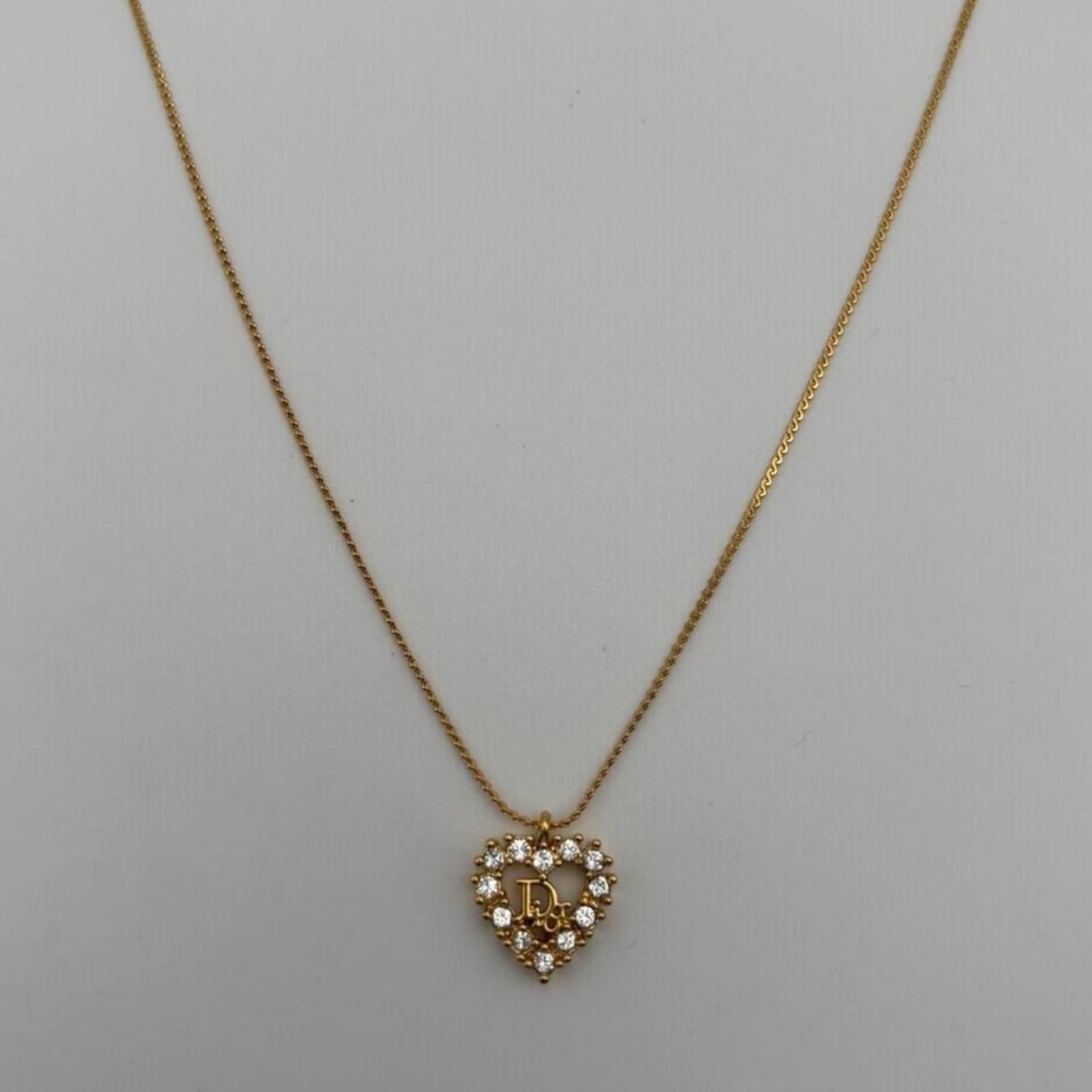 Gold Heart Pendant Necklace