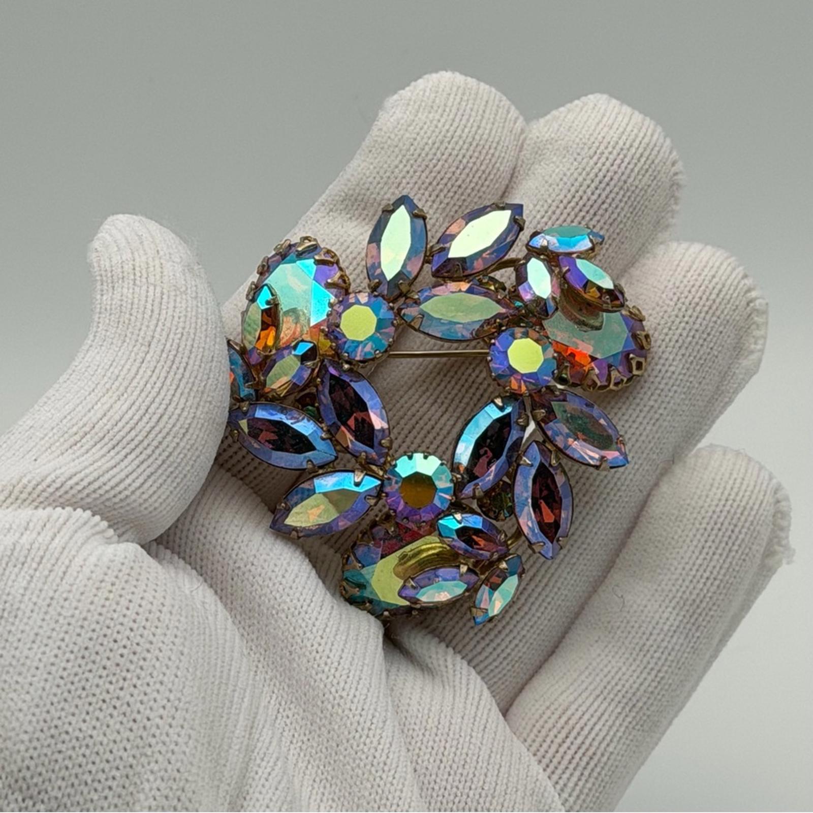 Vintage Sherman Aurora Borealis Rhinestone Floral Brooch – Signed