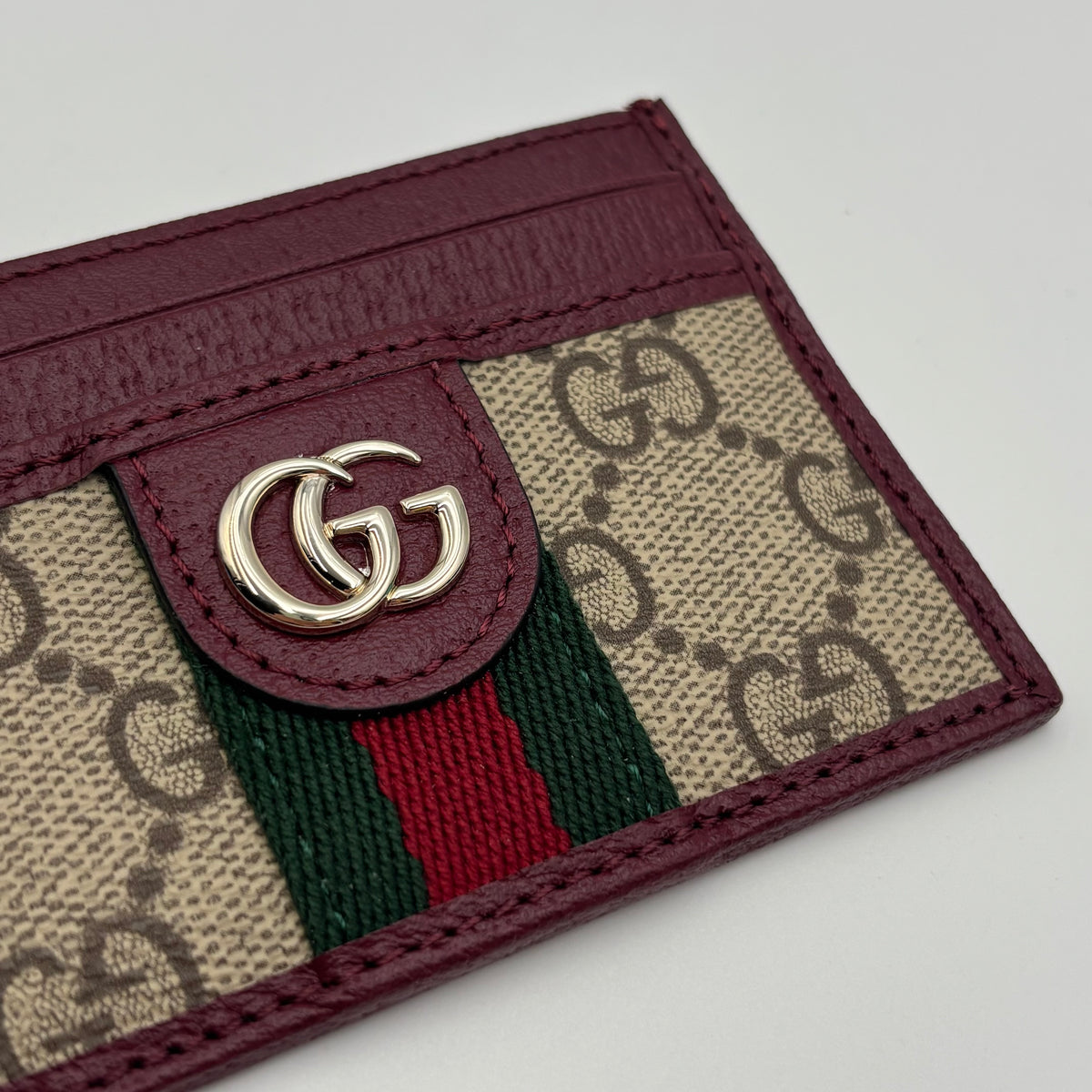 Gucci Ophidia GG Supreme Card Holder in Burgundy