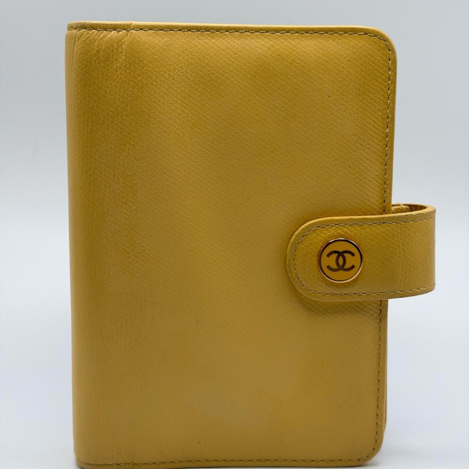 CHANEL VINTAGE YELLOW CAVIAR LEATHER ENAMEL CC AGENDA COVER — 2004 COLLECTION