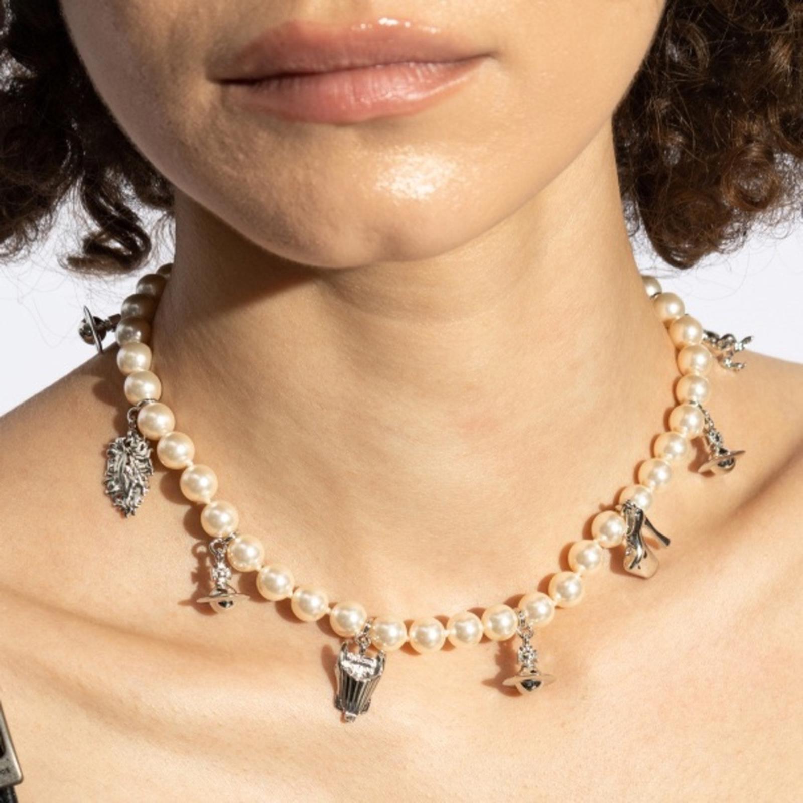 VIVIENNE WESTWOOD ANGLO PEARL CHARM NECKLACE