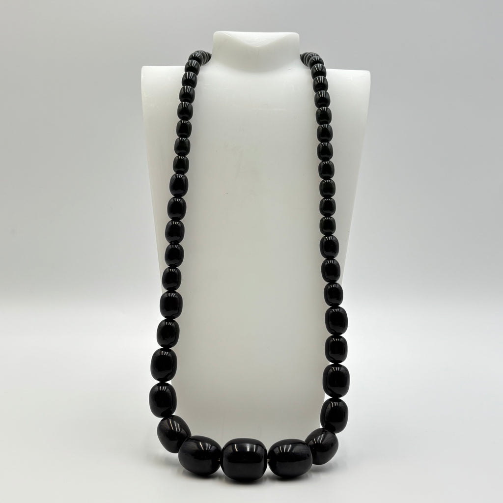 Rare Vintage Black Bakelite Graduated Bead Collector’s Necklace