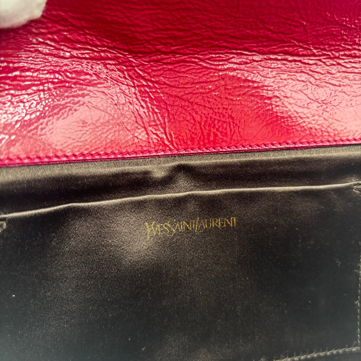Saint Laurent Lipstick Fuchsia Calfskin Monogram Large Belle de Jour Clutch