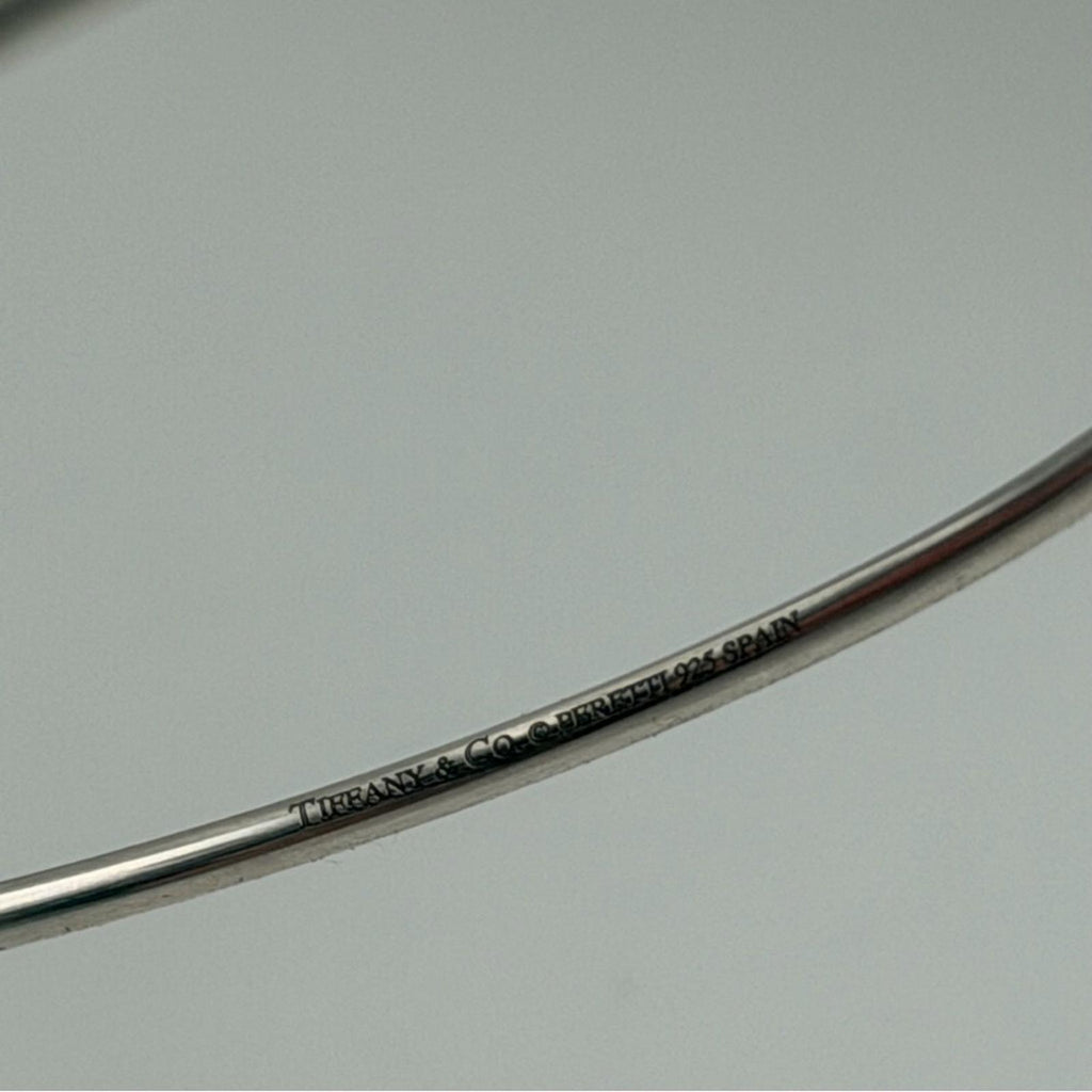 TIFFANY & CO. ELSA PERETTI TEARDROP OPEN BANGLE – STERLING SILVER 925