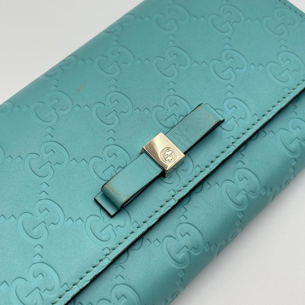 Gucci GG Embossed Continental Wallet – Turquoise