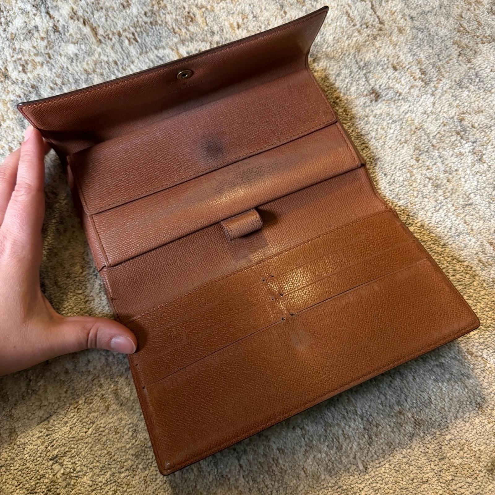 LOUIS VUITTON MONOGRAM PORTE TRÉSOR INTERNATIONAL TRIFOLD LONG WALLET