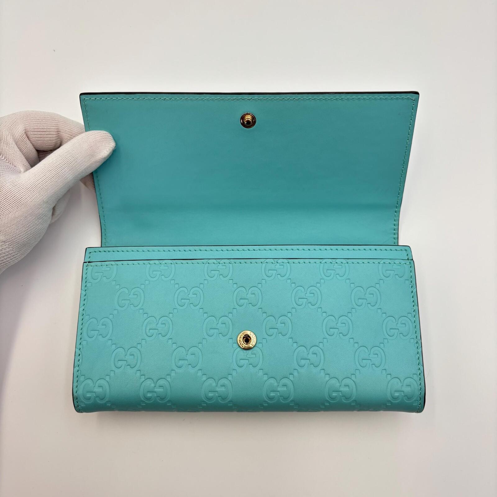 Gucci GG Embossed Continental Wallet – Turquoise