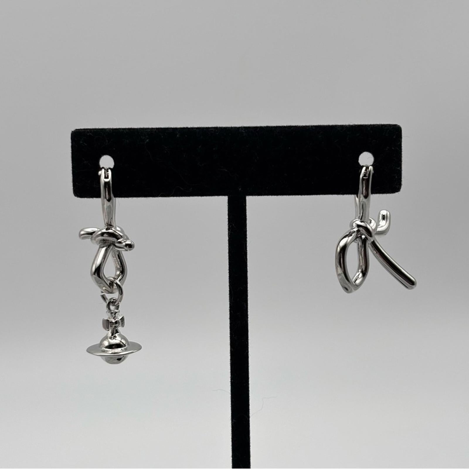 Vivienne Westwood Sage Earrings Silver