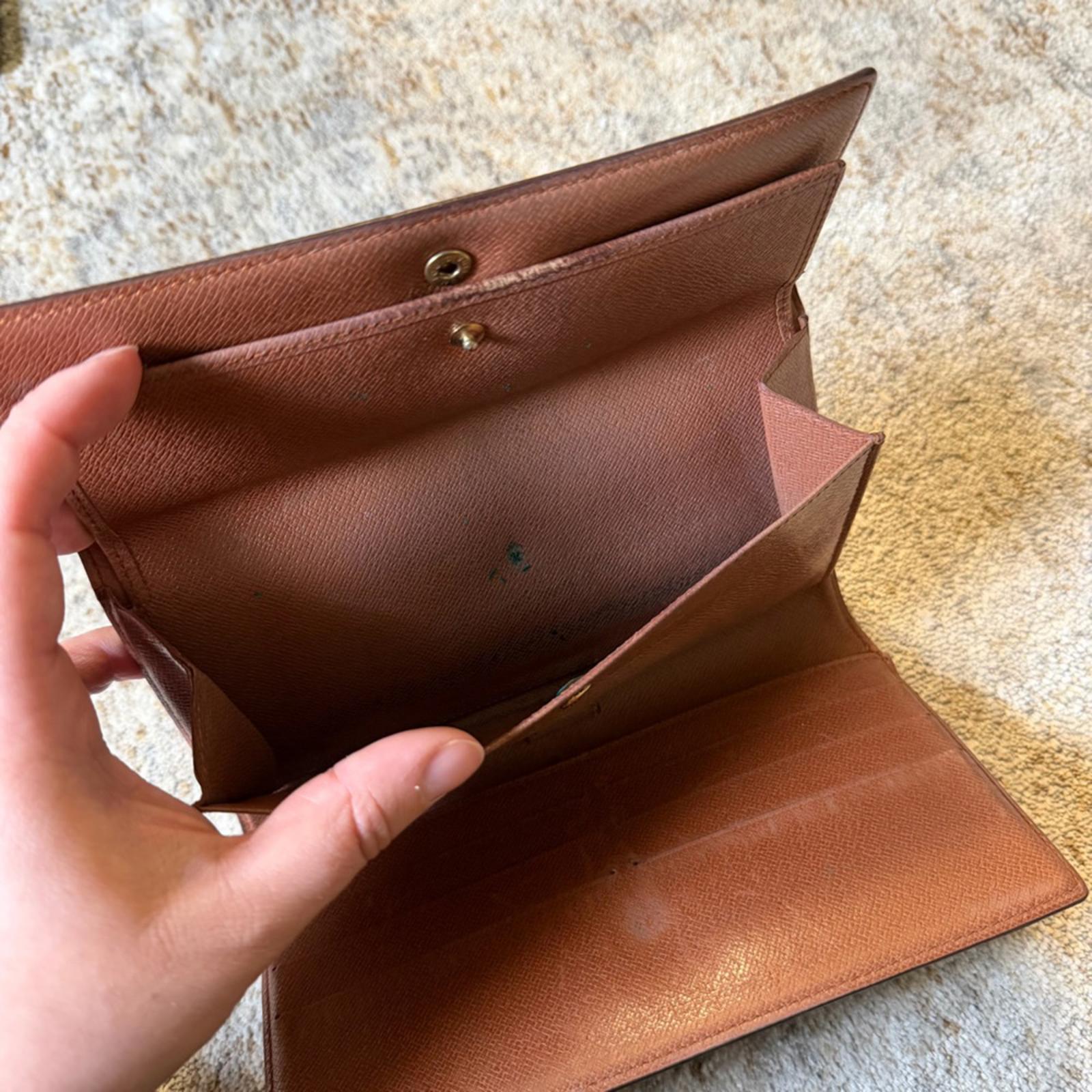 LOUIS VUITTON MONOGRAM PORTE TRÉSOR INTERNATIONAL TRIFOLD LONG WALLET