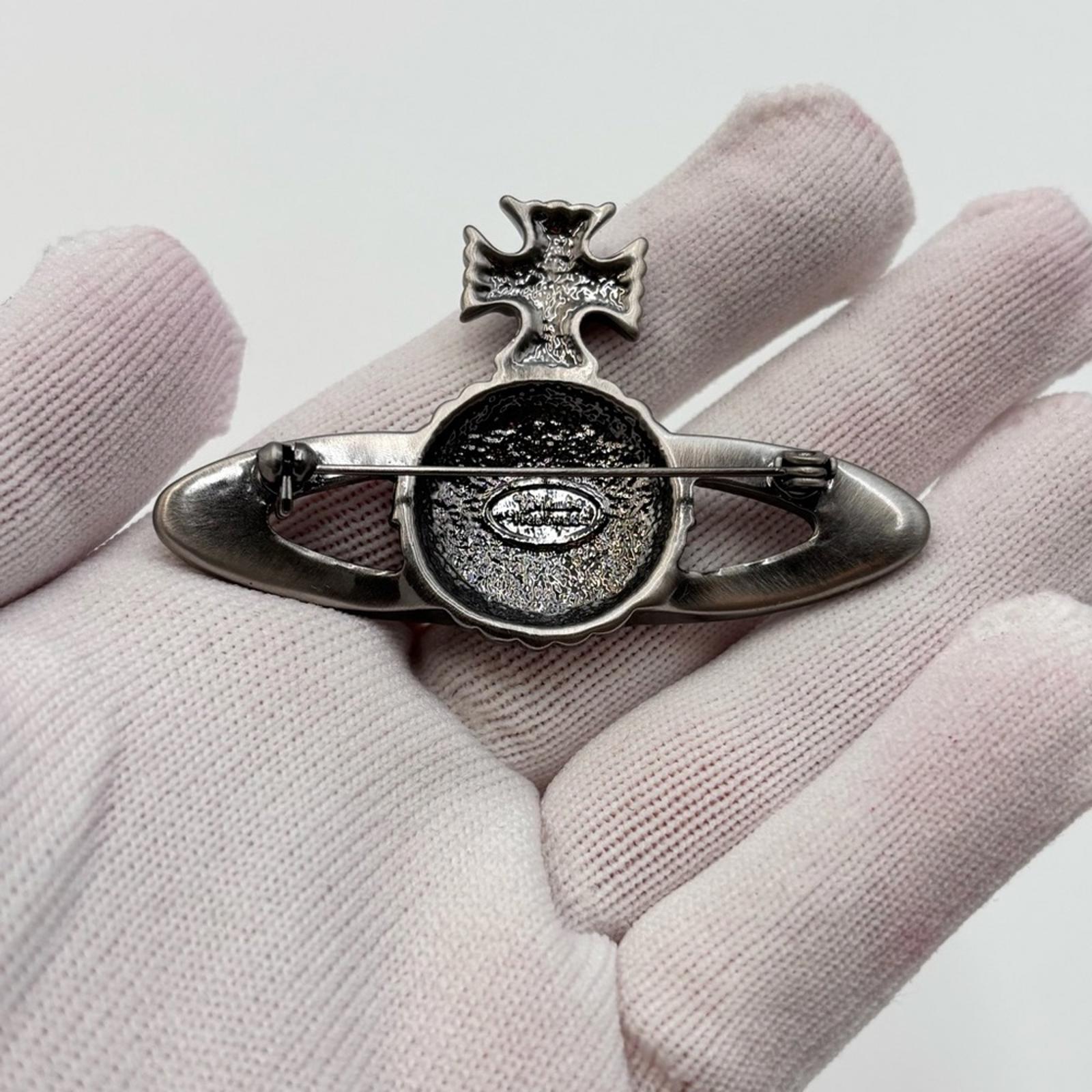 Vivienne Westwood Orb Brooch Silver Tone Statement Pin