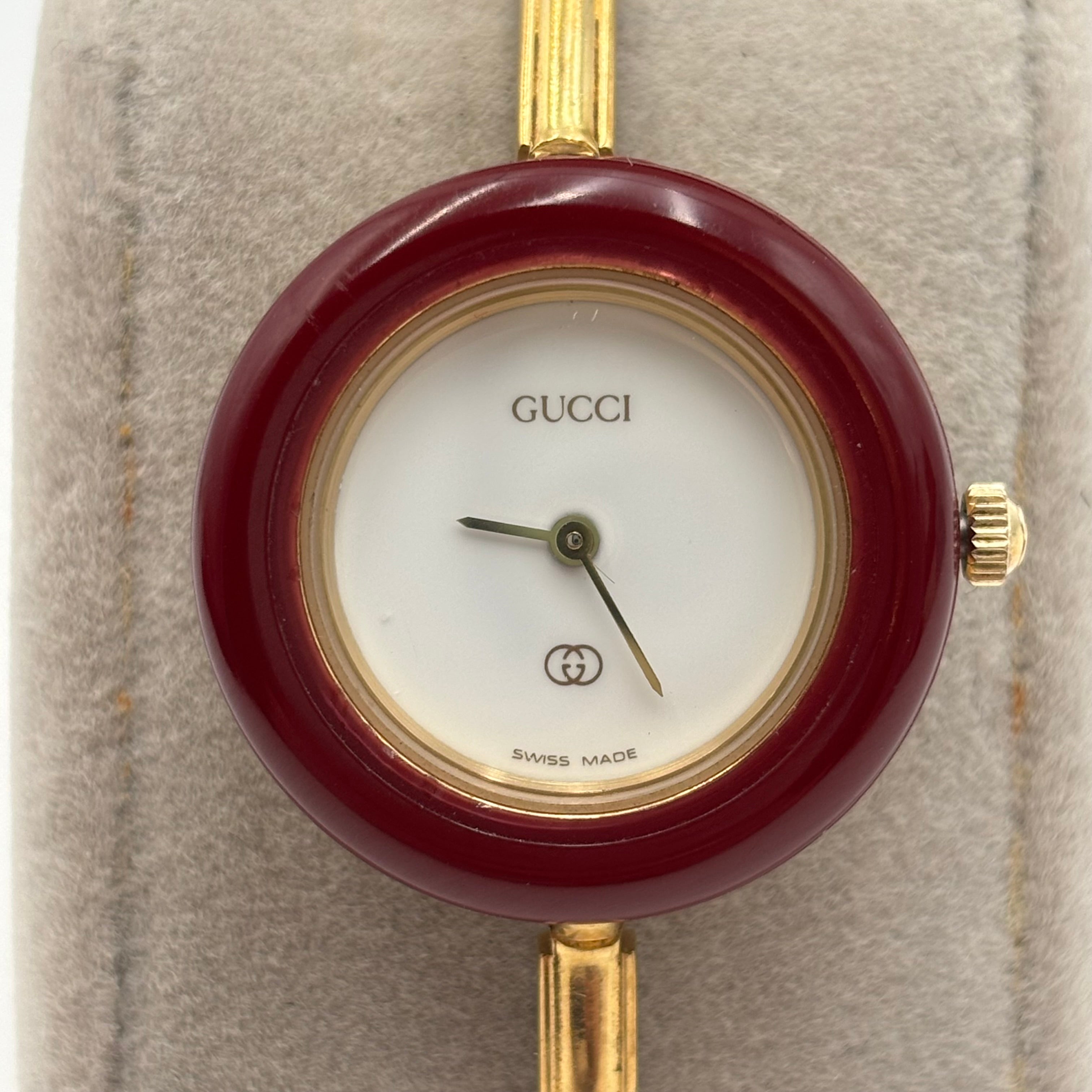 Gucci 1100-L Interchangeable Bezel Watch Set