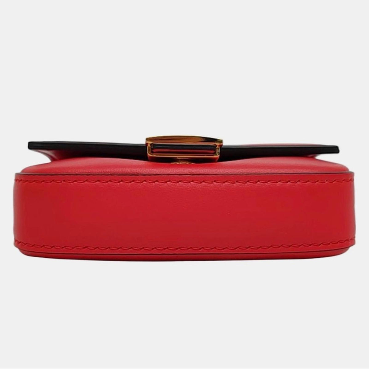 Fendi Baguette Nano Red Leather Shoulder Bag With Gold-Tone Hardware