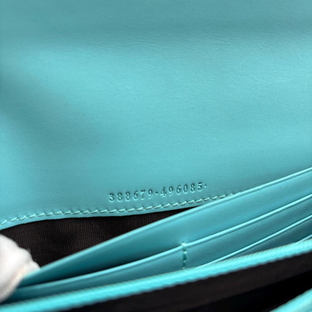Gucci GG Embossed Continental Wallet – Turquoise