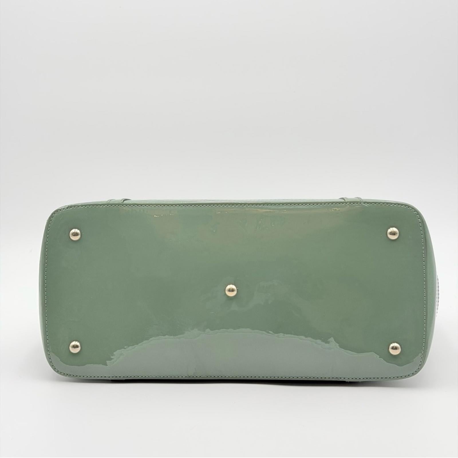 Gucci Microguccissima Nice Patent Leather Dome Satchel – Green