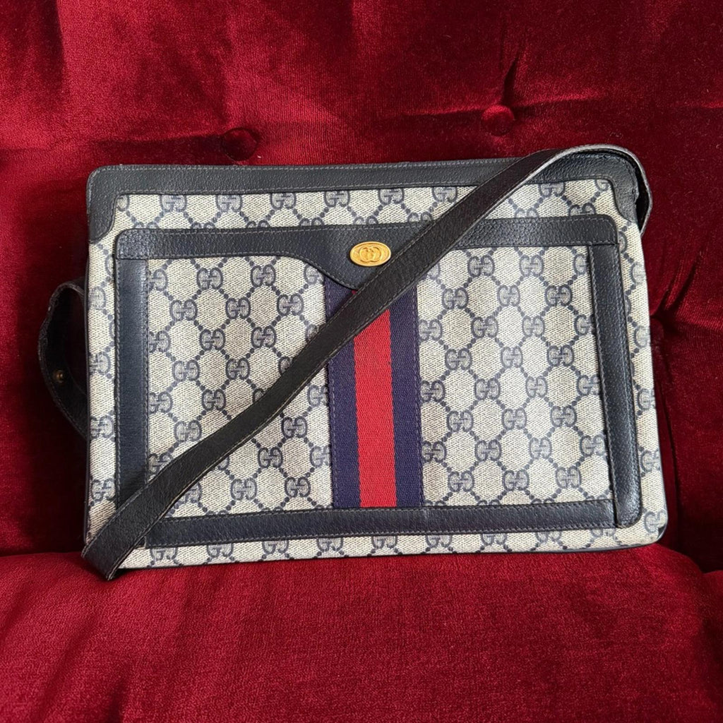 GUCCI GG SUPREME VINTAGE CROSSBODY BAG